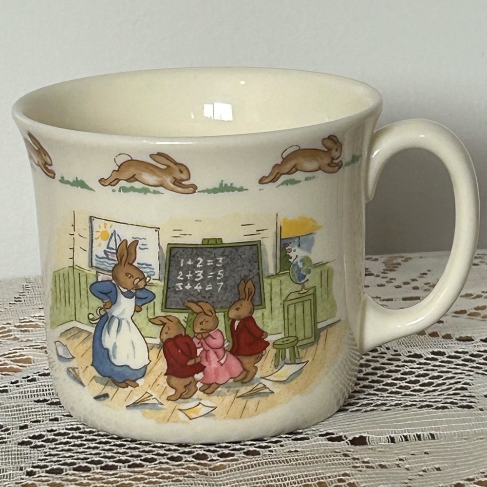 🐰Vintage Royal Doulton Bunnykins Fine Bone China Schoolroom Scene🍎Teacher Gift